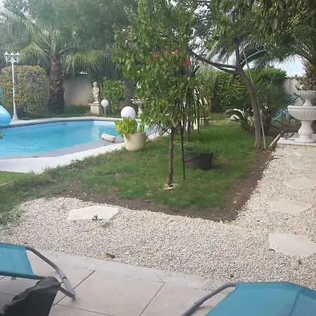 Suite-junior -villa Helene - Montpellier Sud - Aeroport- Piscine Privee-2mn Des Plages Дом отдыха Пероль