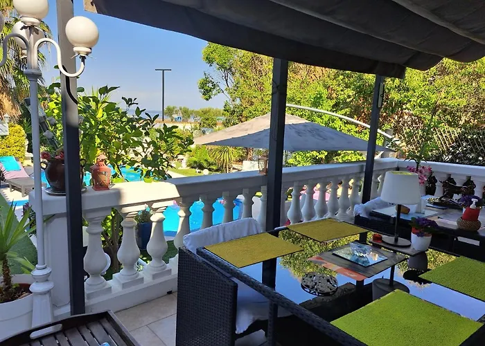 Suite-junior -villa Helene - Montpellier Sud - Aeroport- Piscine Privee-2mn Des Plages * Пероль